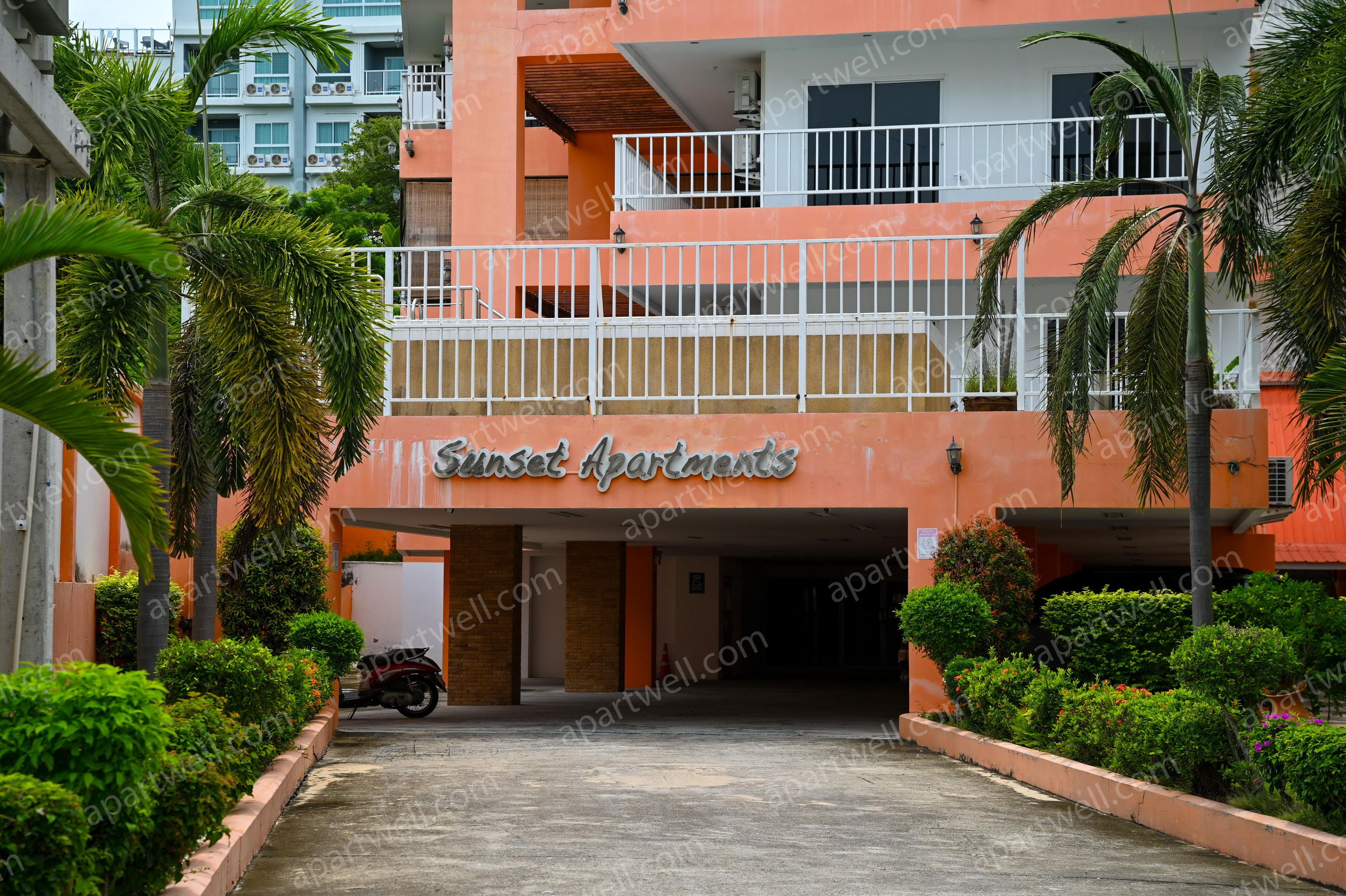 New Nordic Suites 4 building exterior, Pratumnak, Pattaya