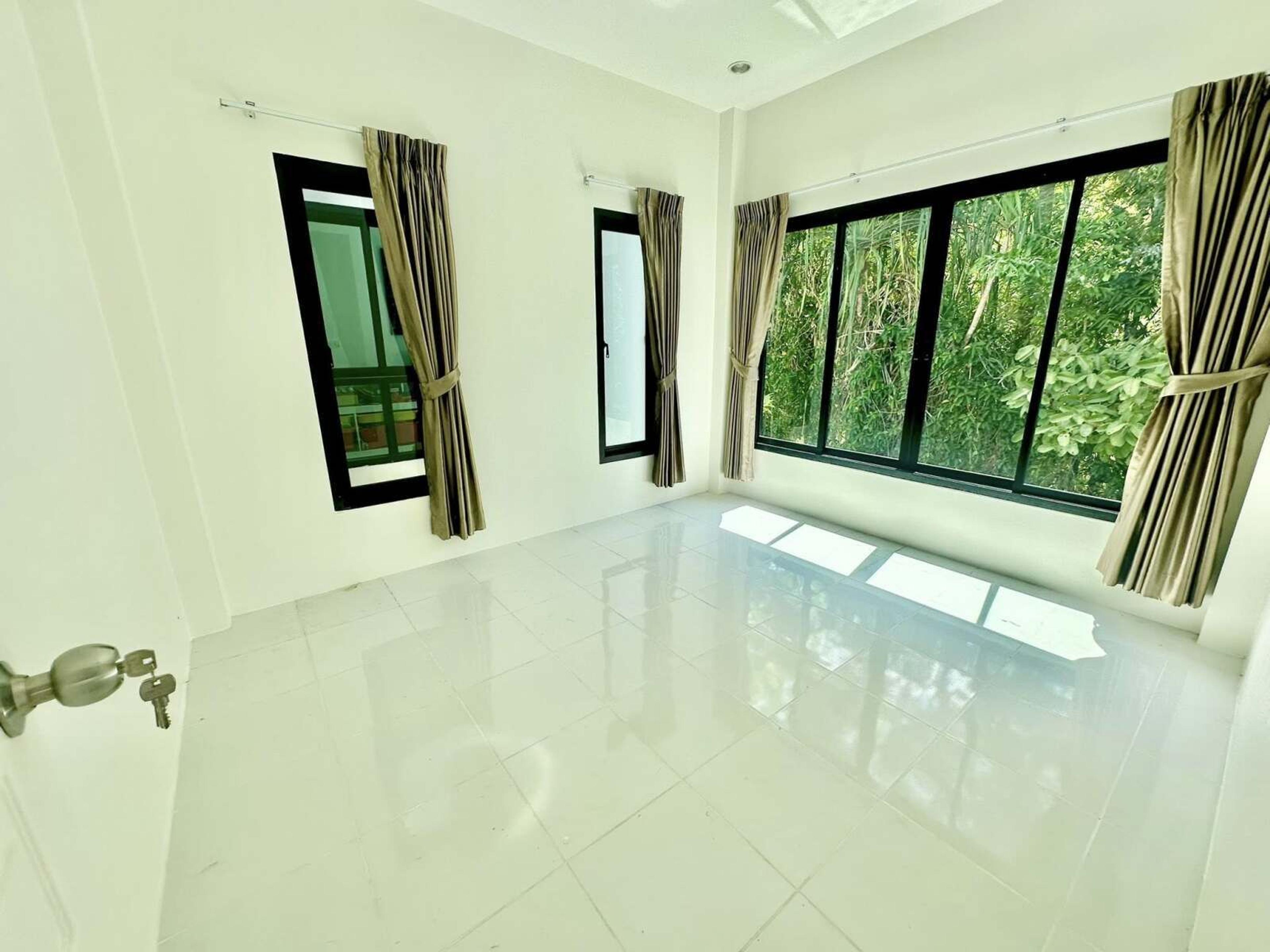 Ready-made modern house with pool in Thalang — 5