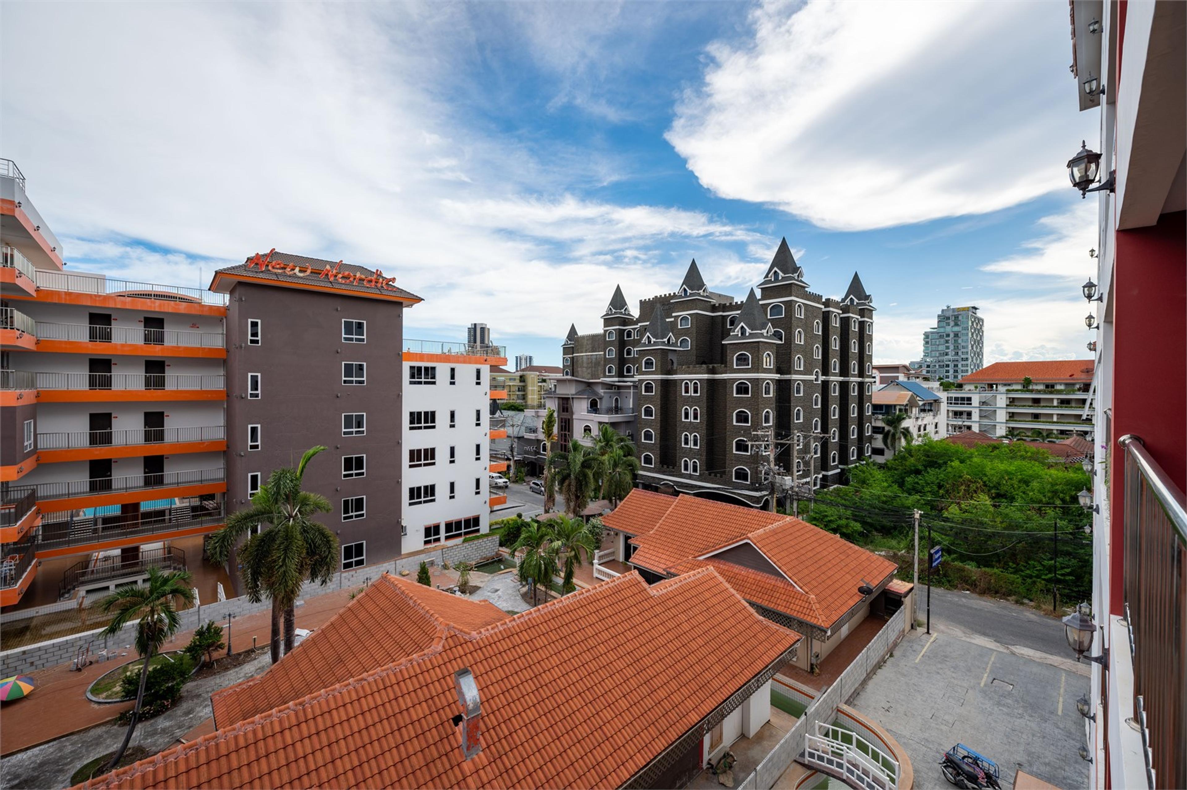 استوديو نيو نورديك ماركوس 3 511 — Pratumnak, Pattaya — 13