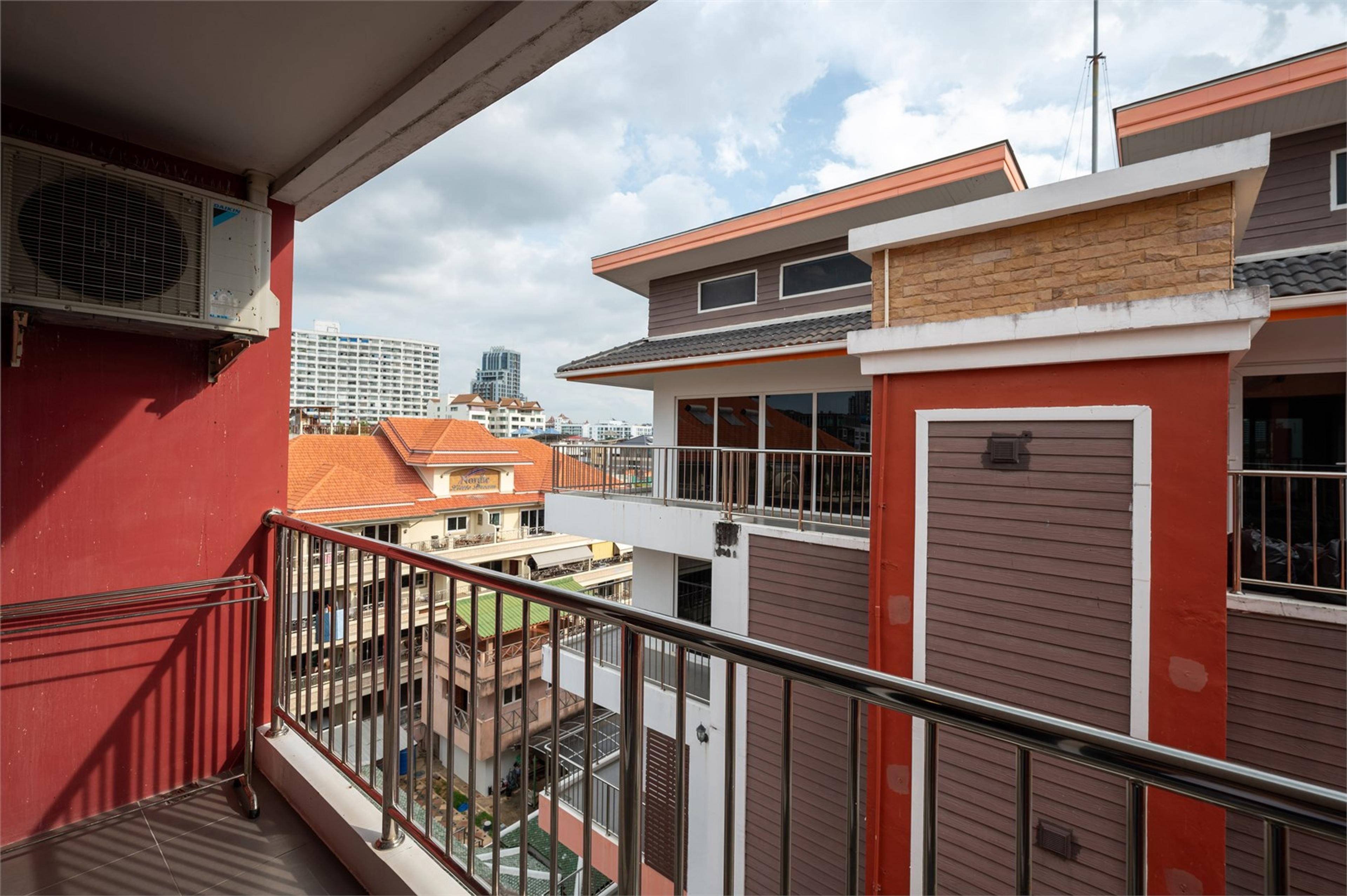 New Nordic Marcus 2 703 Studio — Pratumnak, Pattaya — 9