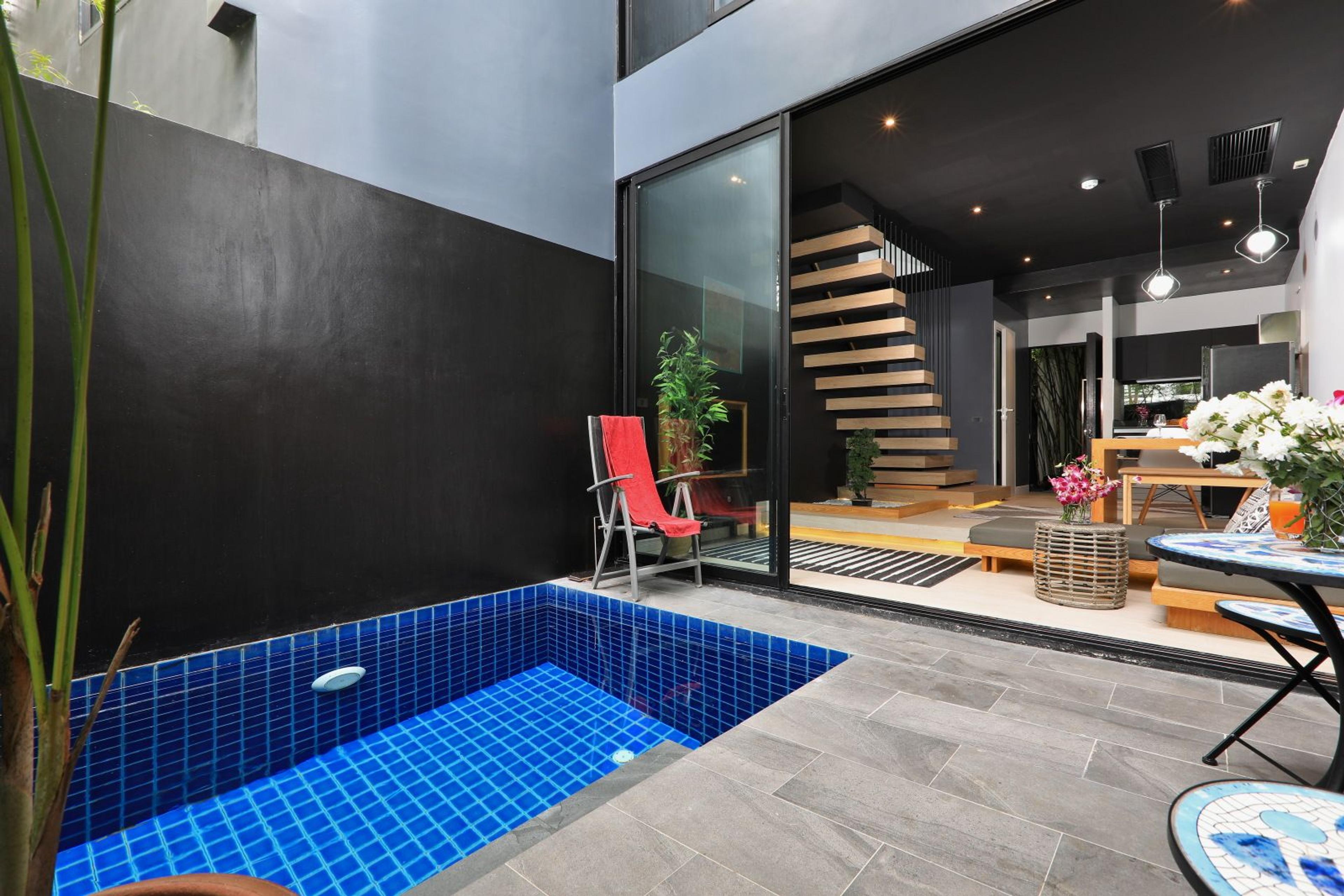 Finished townhouse with swimming pool in Laguna — Thalang — 3