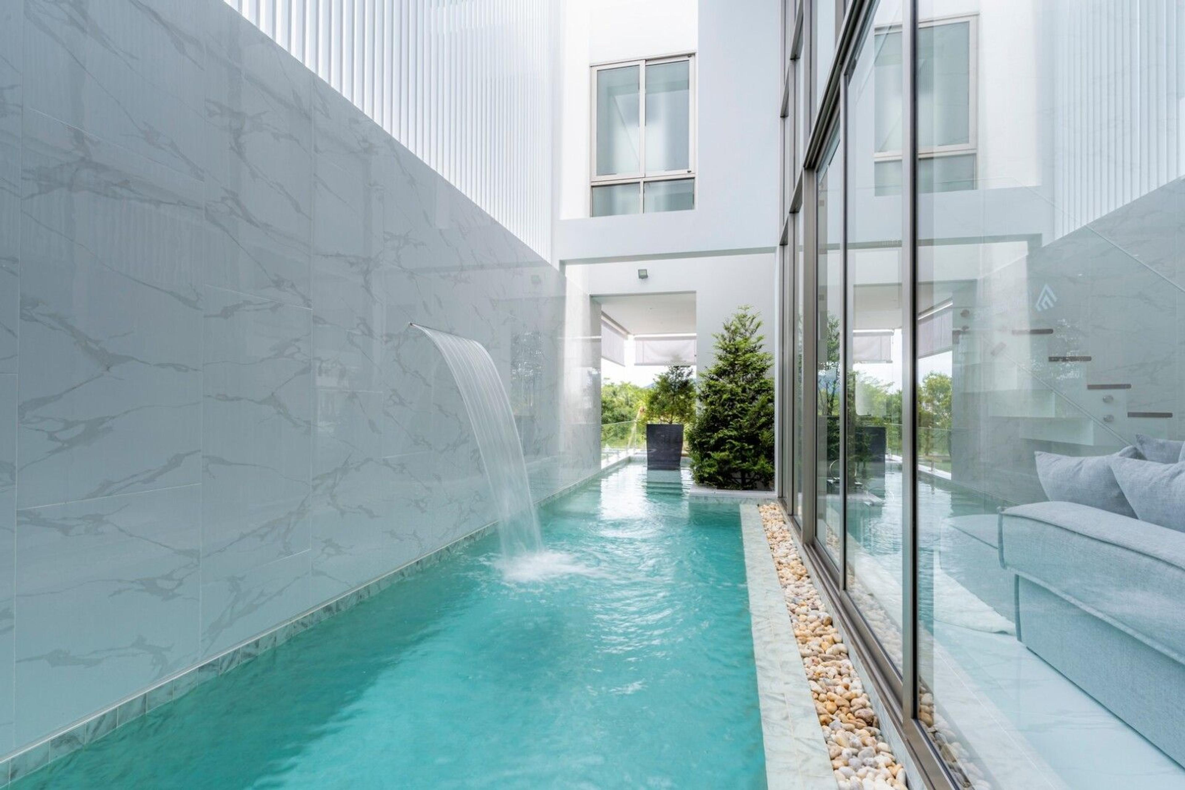 Villa de luxo com piscina numa área prestigiada de Phuket — Thalang — 3