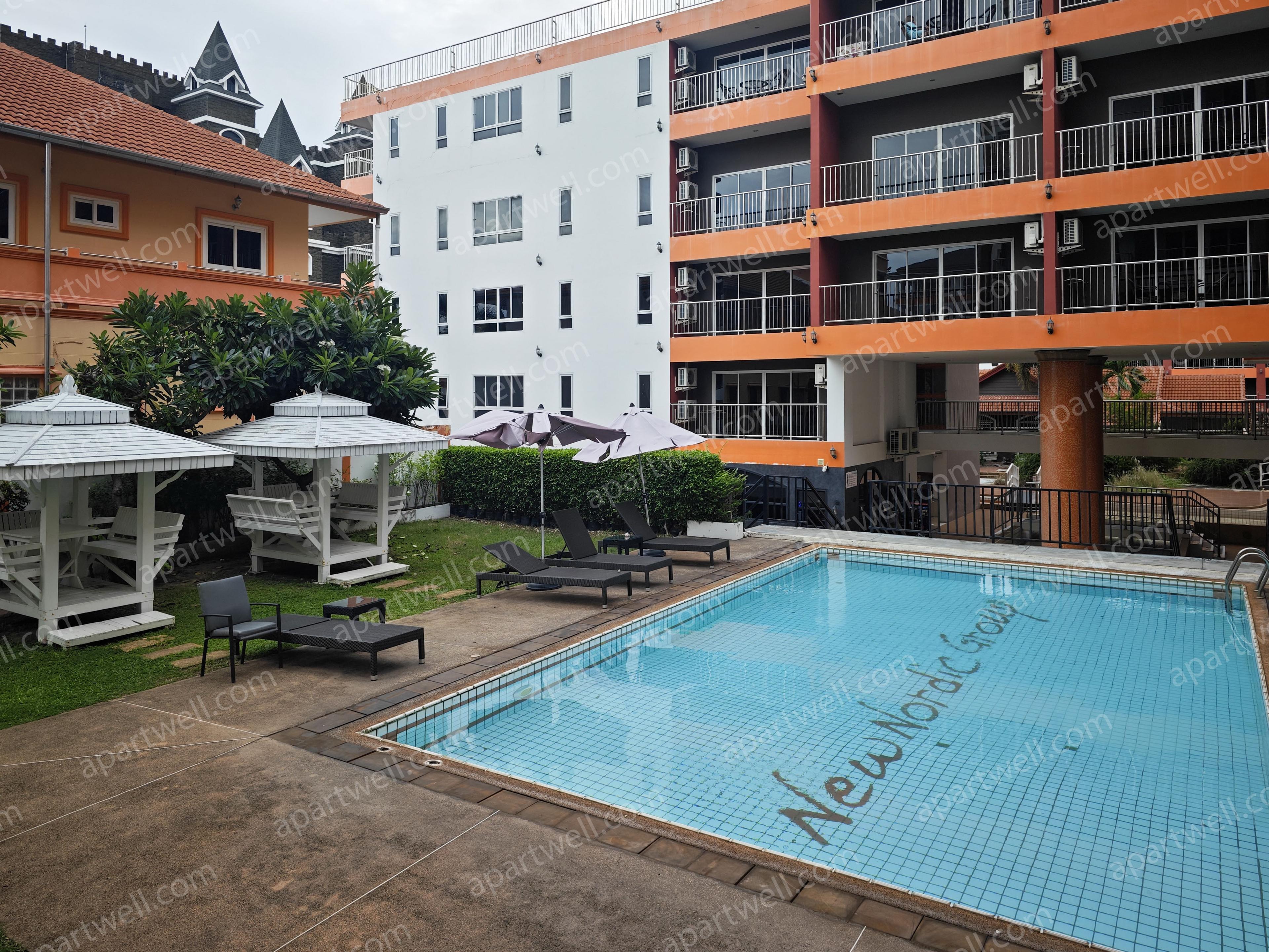 Ground-level garden pool at New Nordic VIP 5 (Marcus 1), Pratumnak