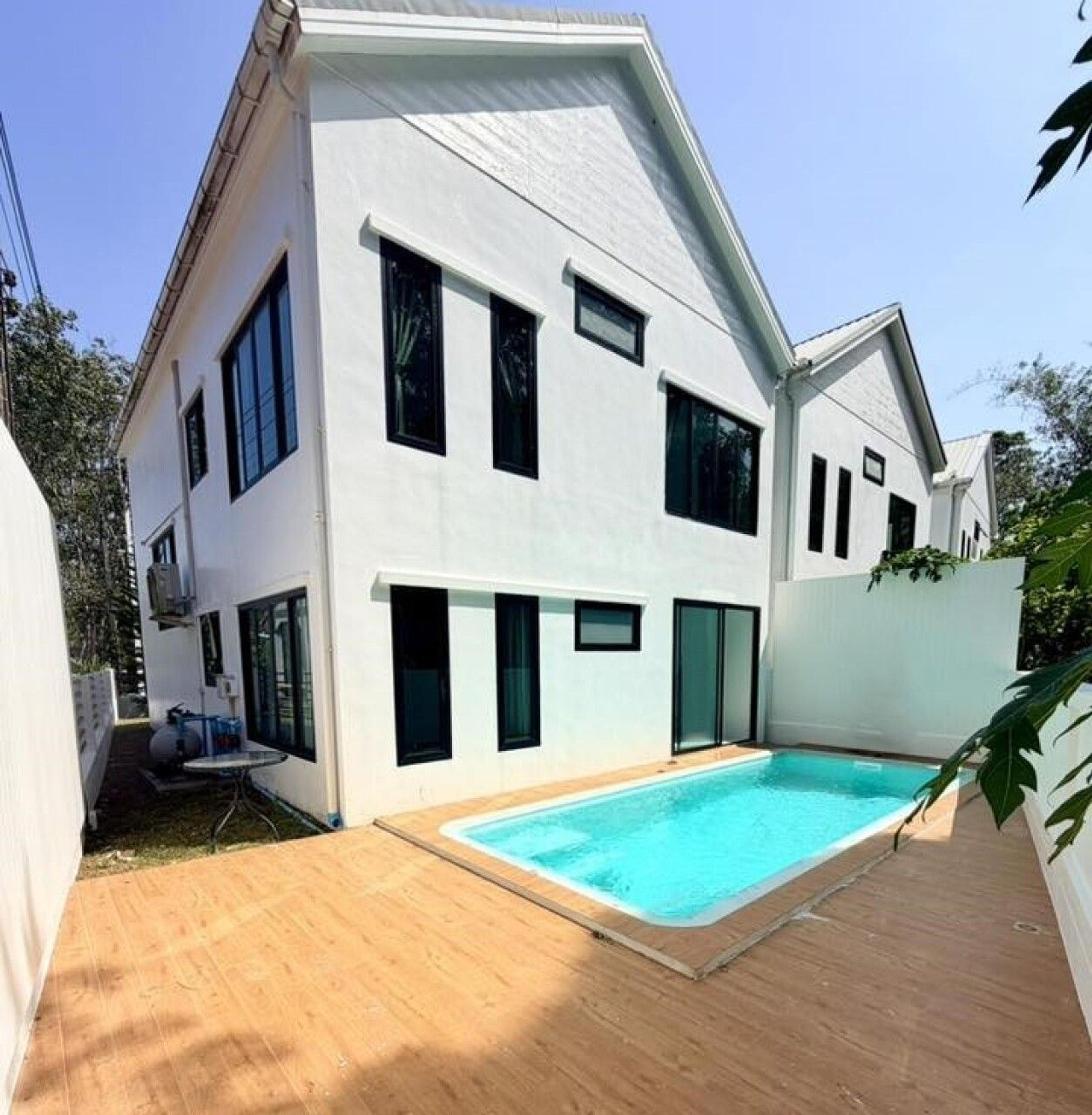 Ready-made modern house with pool in Thalang — 3