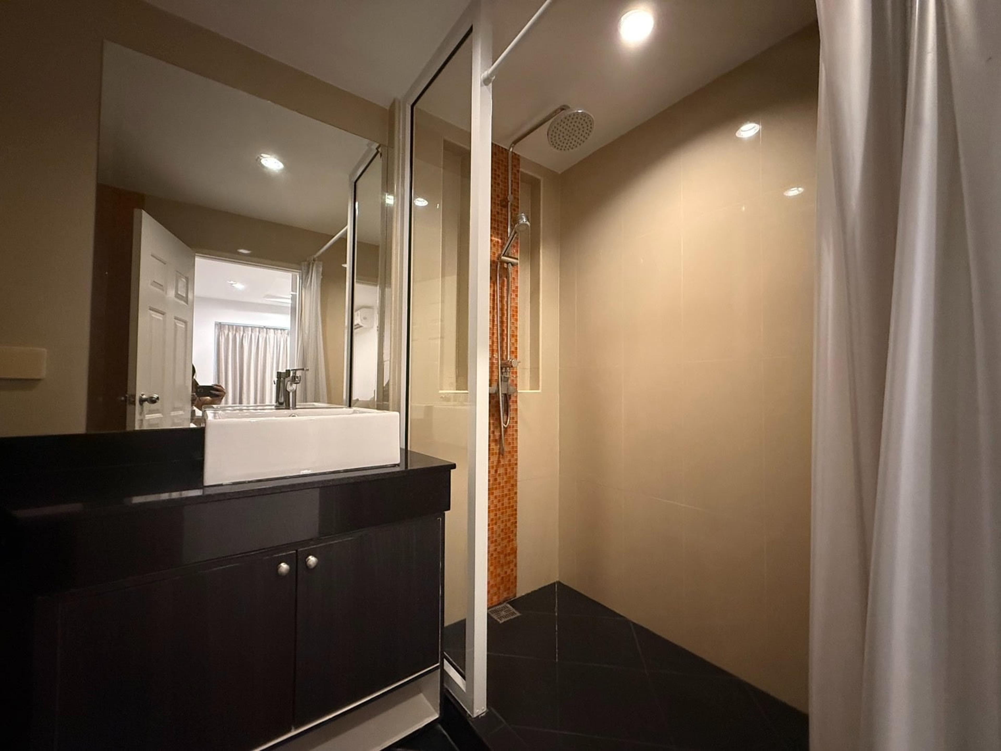 2-Schlafzimmer-Apartment mit Meerblick, New Nordic Atrium — Pratamnak, Phra Tam Nak Soi 4, Pattaya — 15