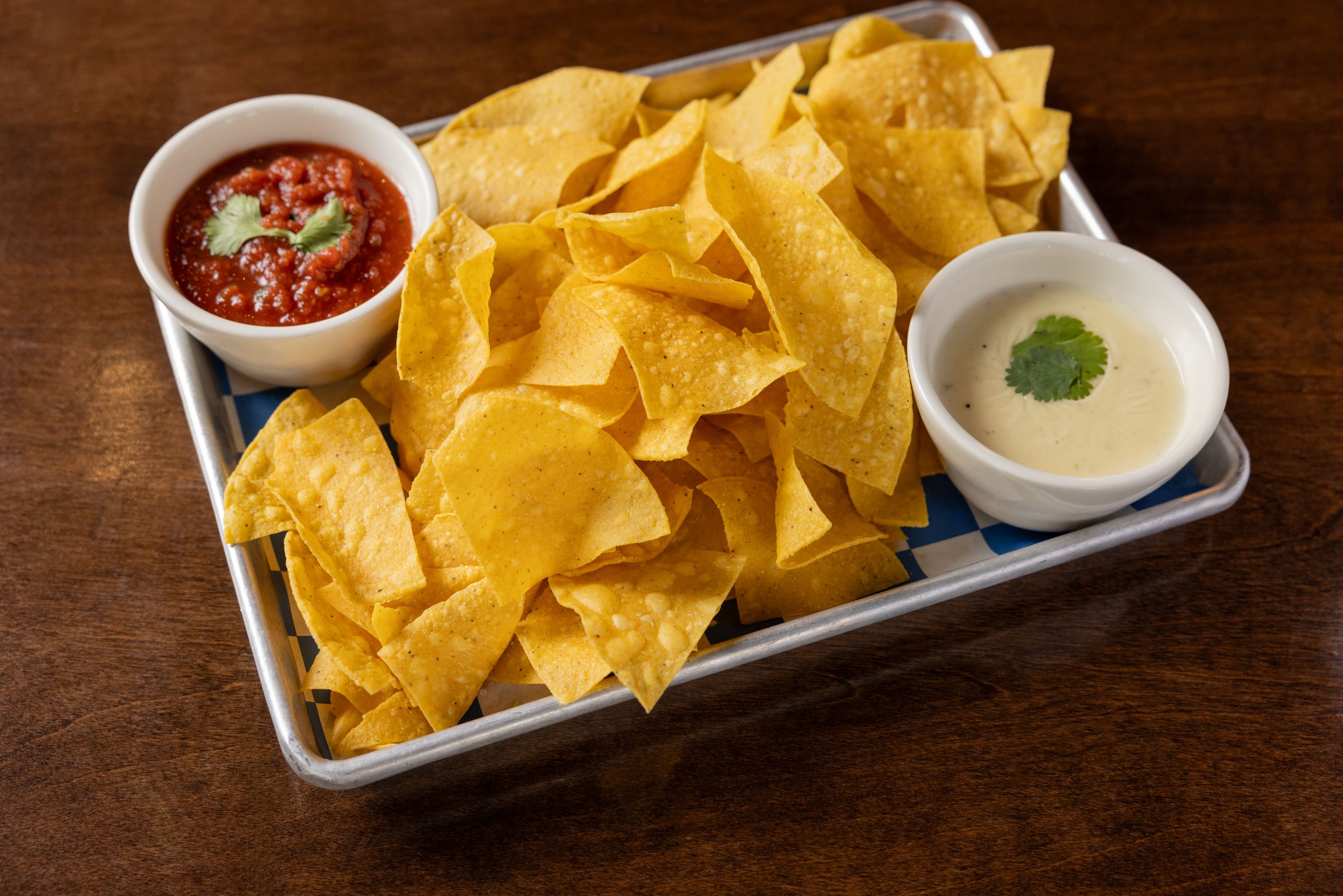 Chips & Queso