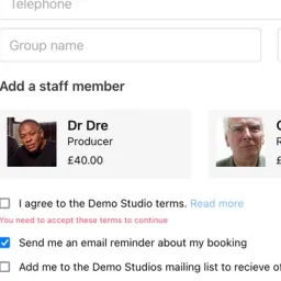 A customer can reserve a specialist when booking
