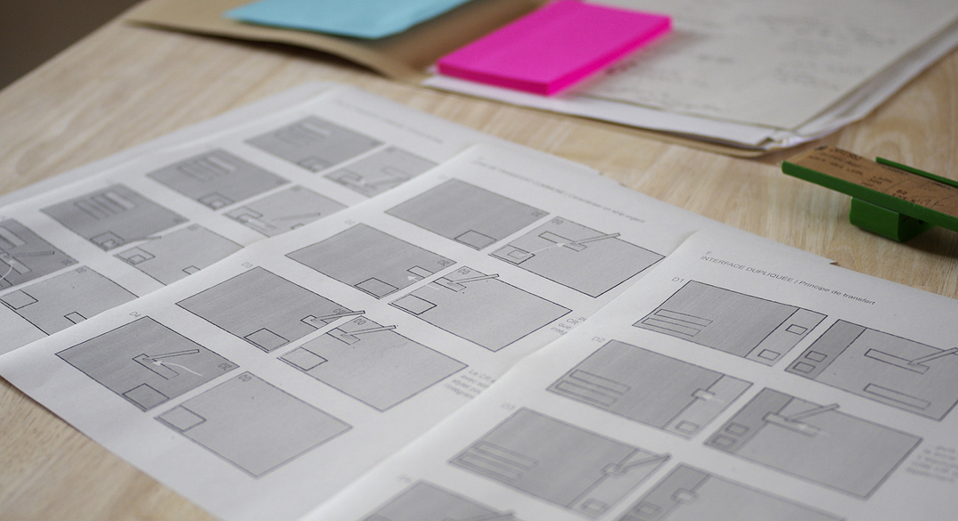 Photo des storyboards pour le design d'interface de ASTER