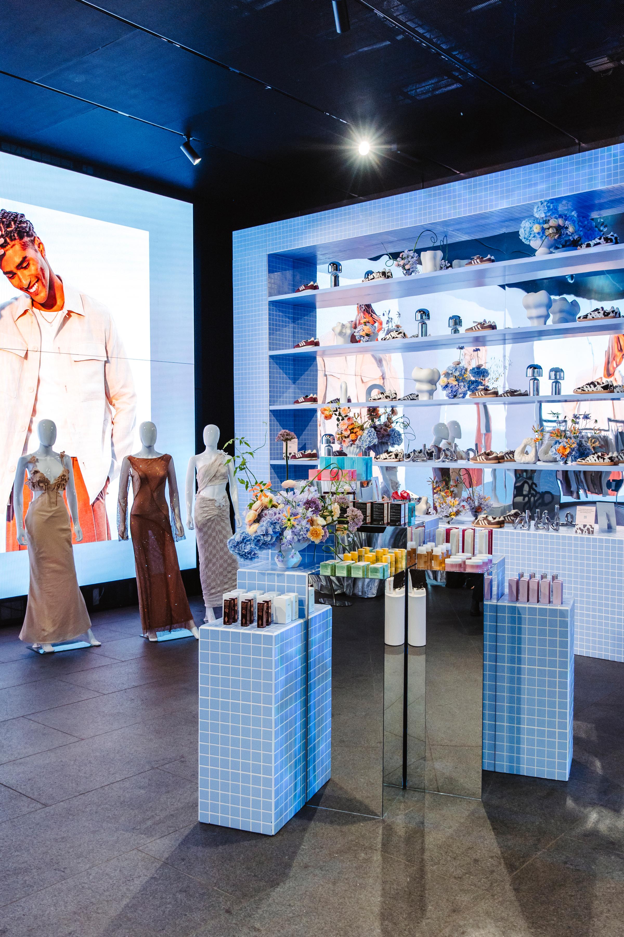 Store