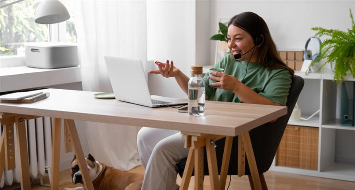 Employee experience management in 2026: Strategies for hybrid workplaces