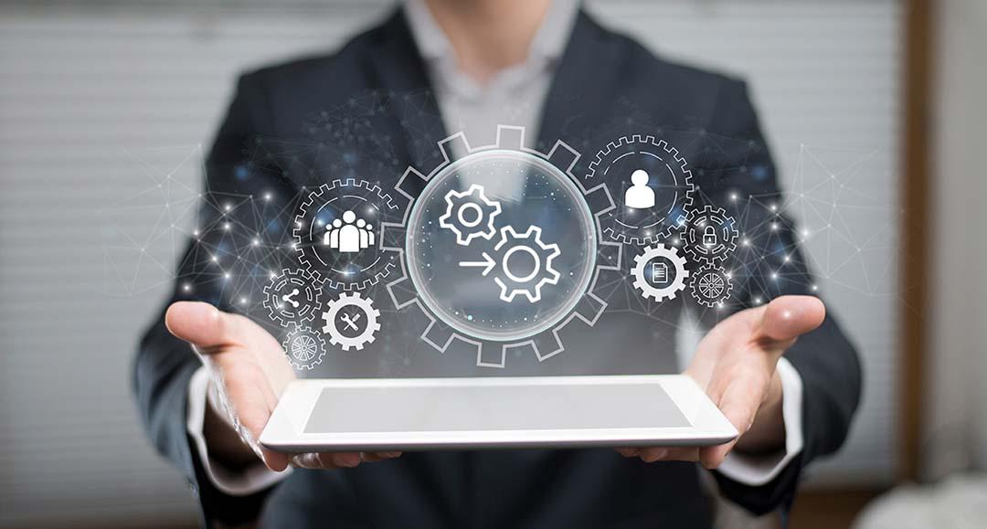 Why does your business need to integrate payroll into HR?