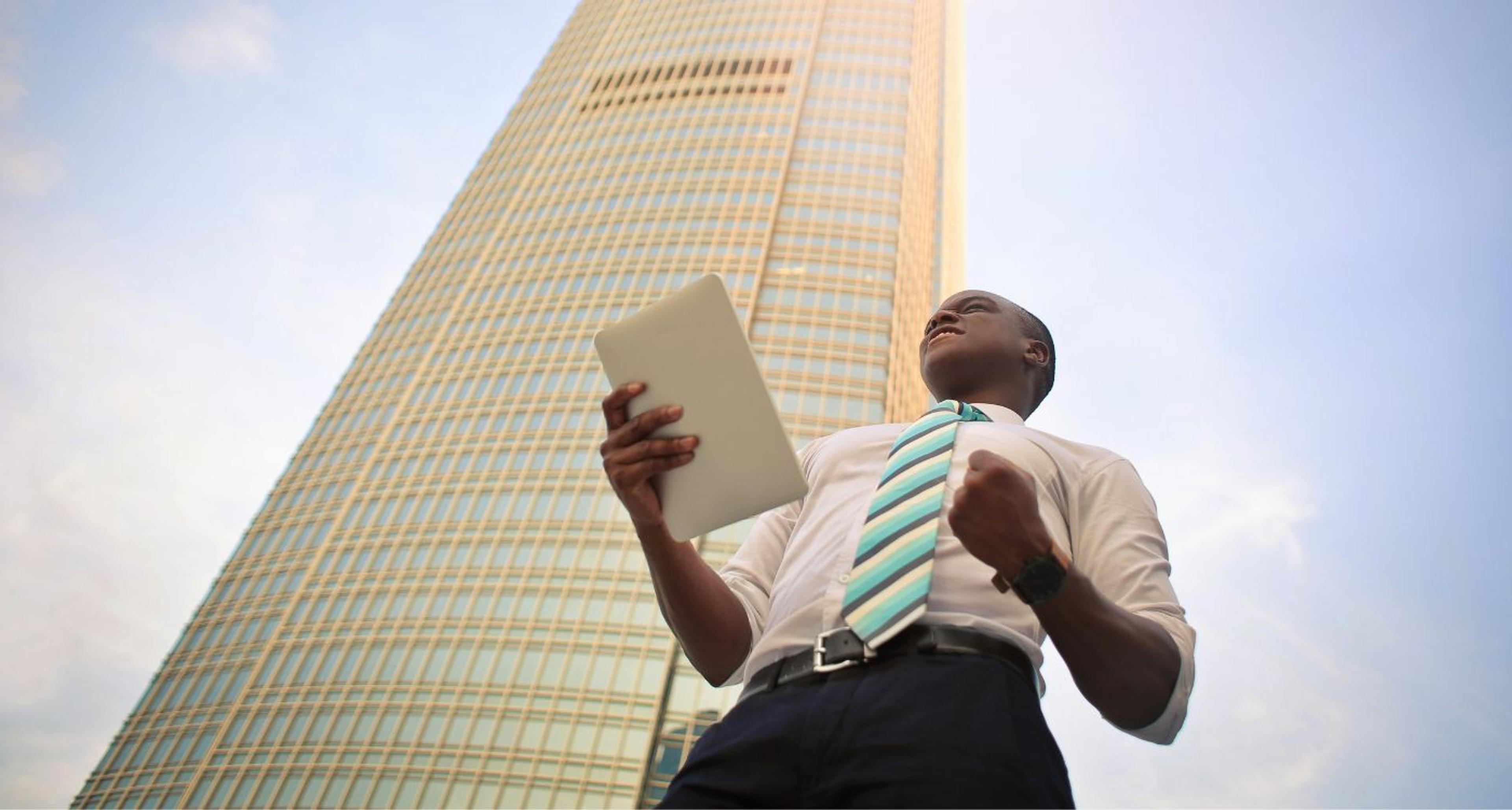 Closing the gap: Strategies for integrating HR and Business operations