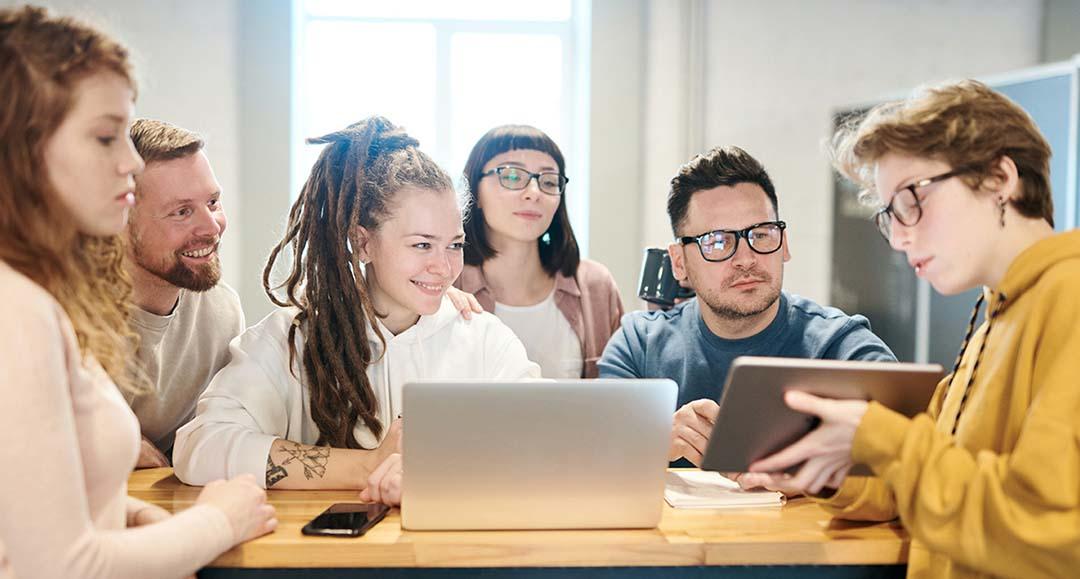 Revolutionise your HXM with the ultimate HR & Payroll Solution