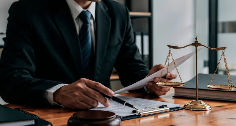UK employment law guide for payroll professionals