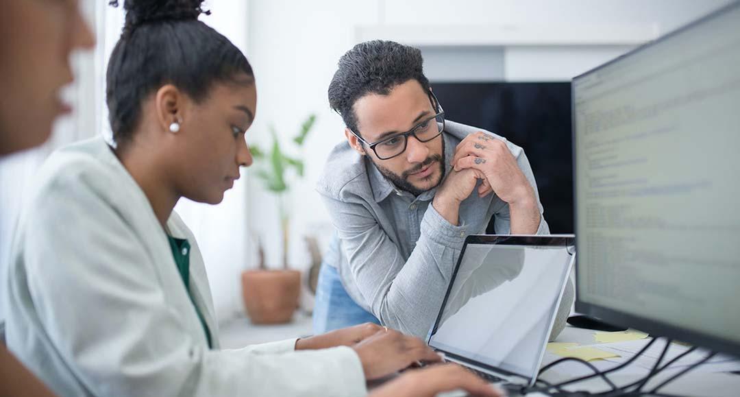 Mastering HR software implementation: Avoiding top 5 pitfalls