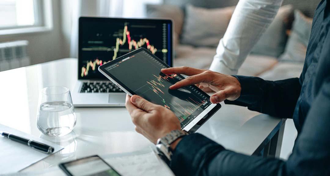 Unleashing the power of generative AI for data-driven insights in SAP Analytics Cloud