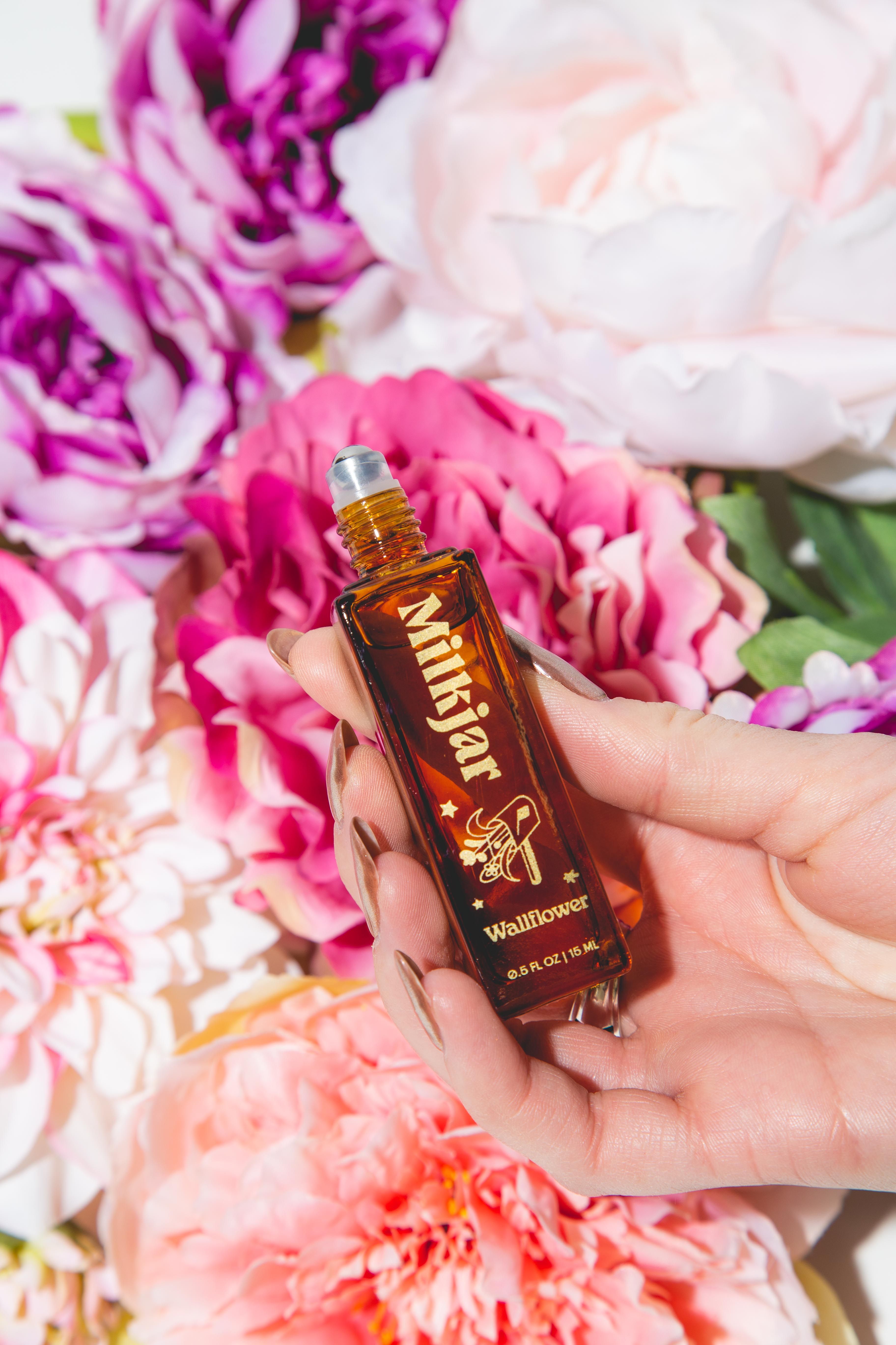 Wallflower 15 mL Perfume Roller - Tobacco & Peony | Milk Jar