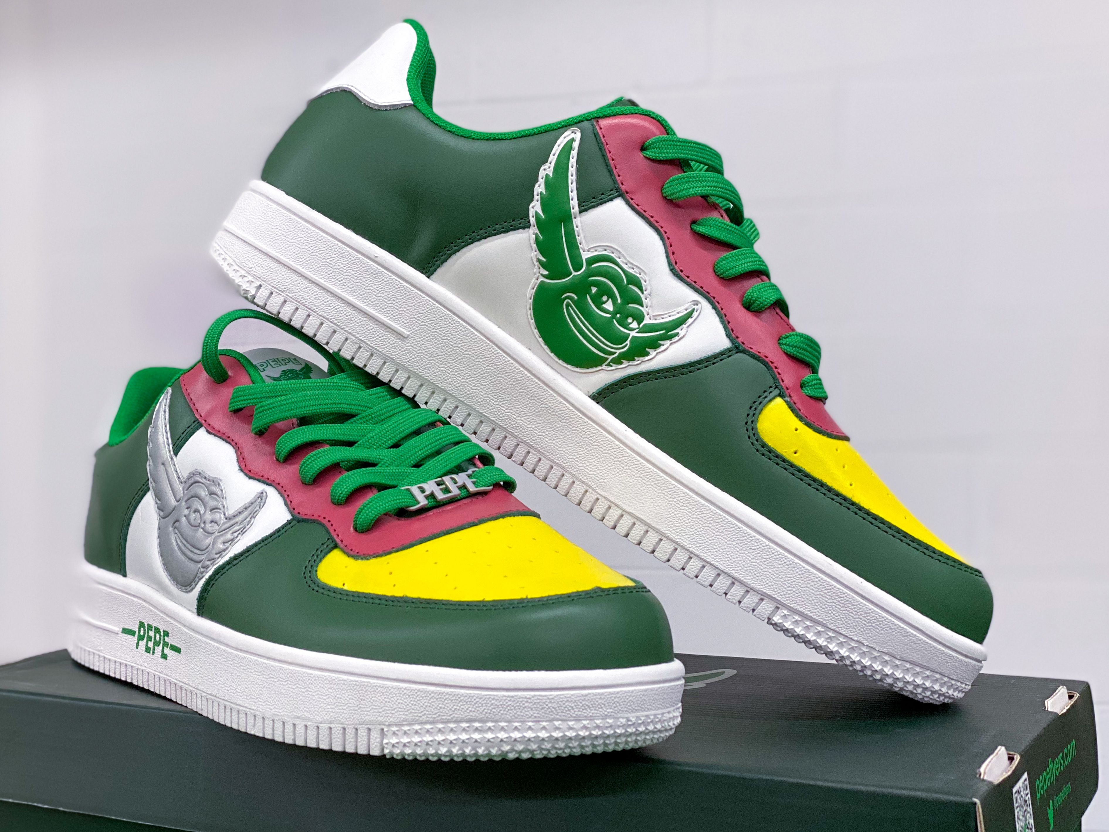 PEPE Flyers V1: TOMMY 23's