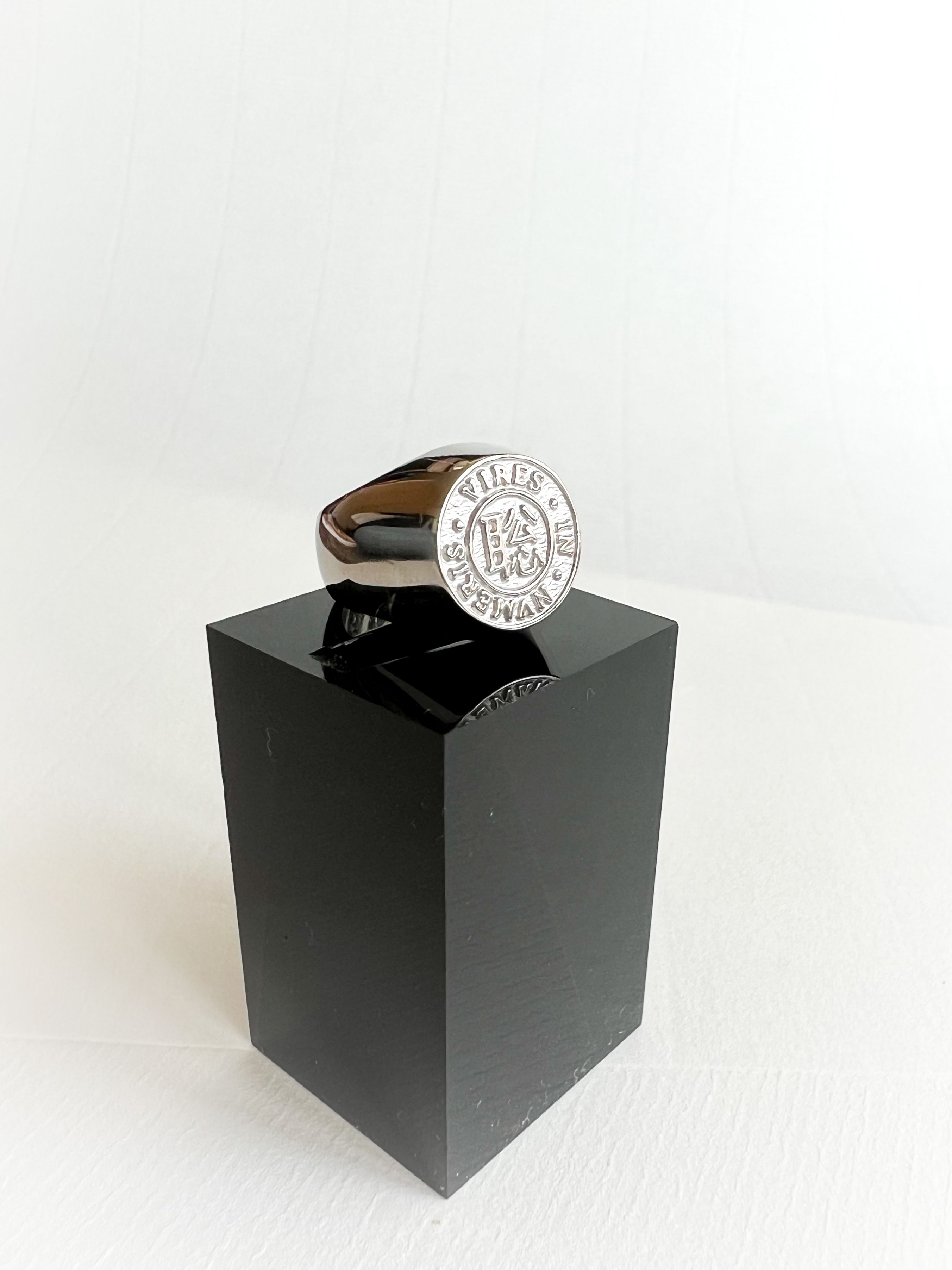 Satoshi´s Seal