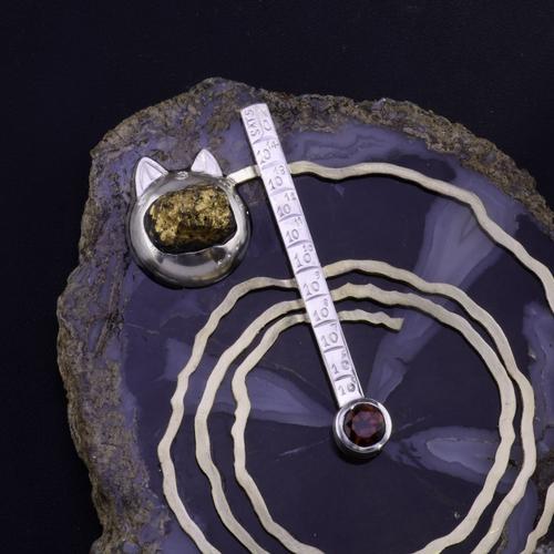 Space-Cat Hodlonaut. Gold/Sats Spiral Gem Art