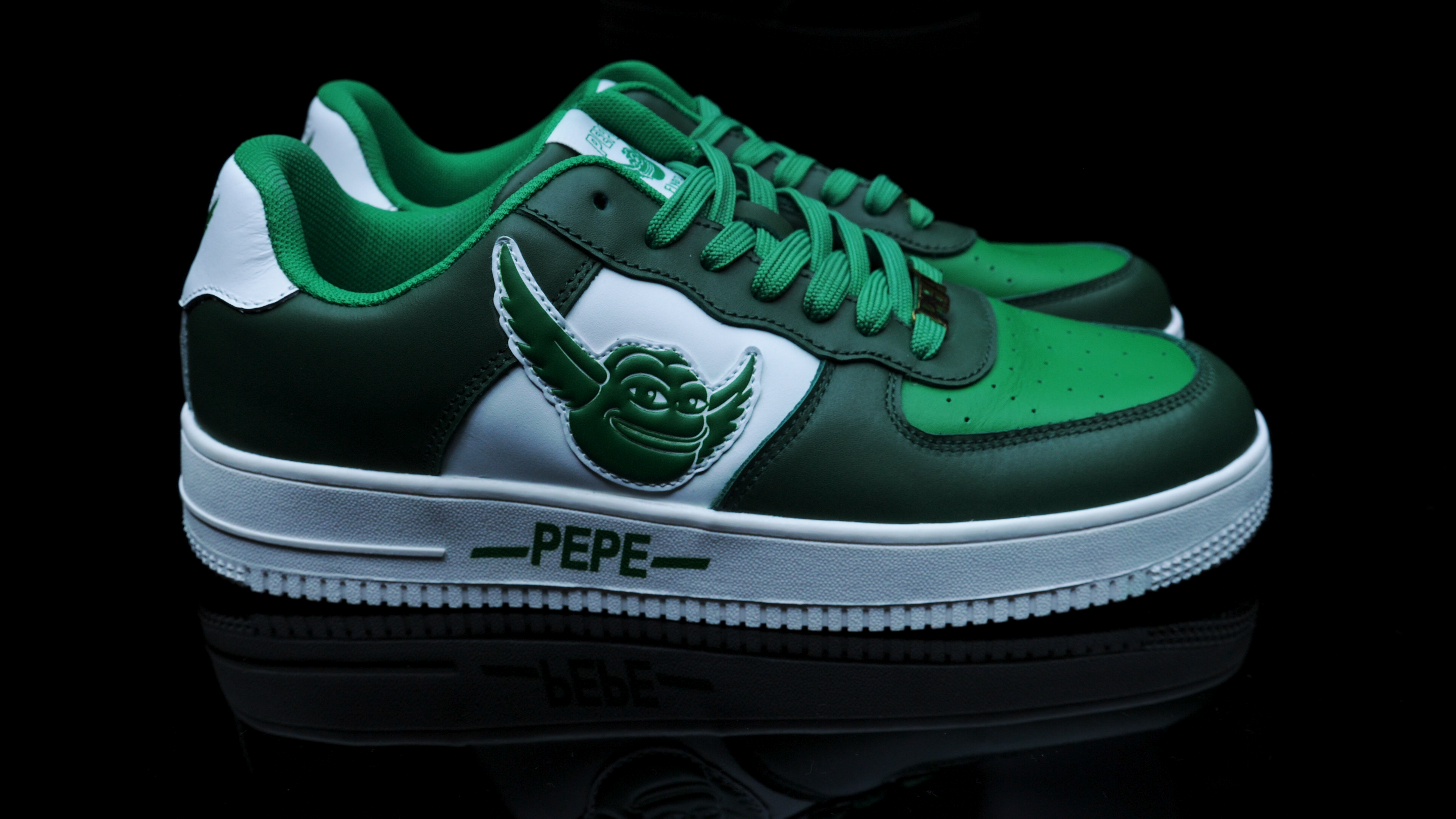 Pepe Flyers V1