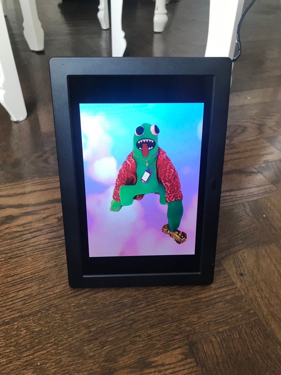 BERTRAND RAP FAKE RARE PHYSICAL - MUSIC NFT