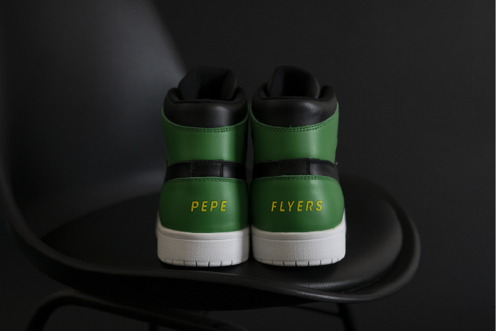 Pepe Flyers V2: Gold Label