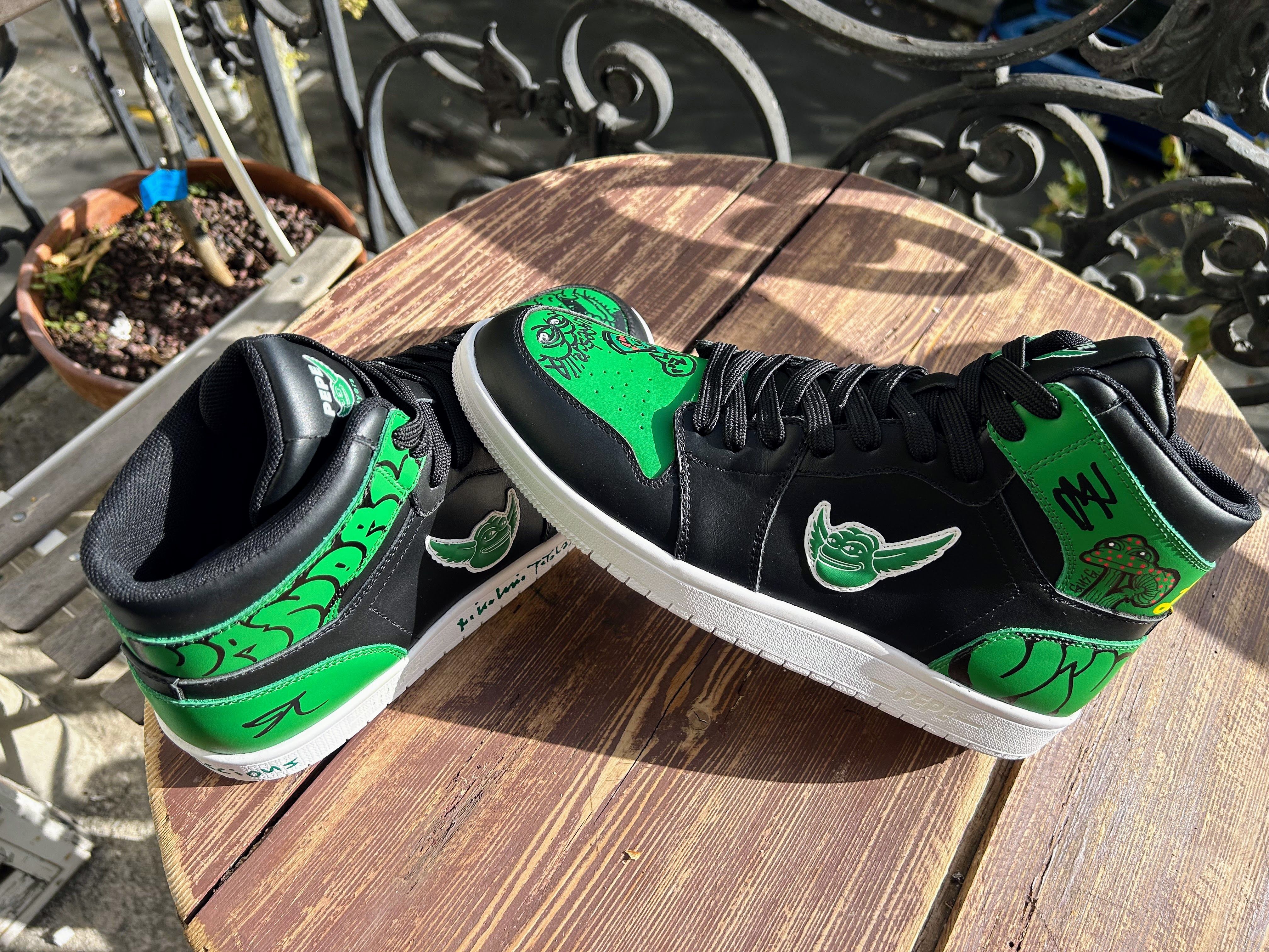 Pepe Flyers V2 AP2: Artist Tag Edition