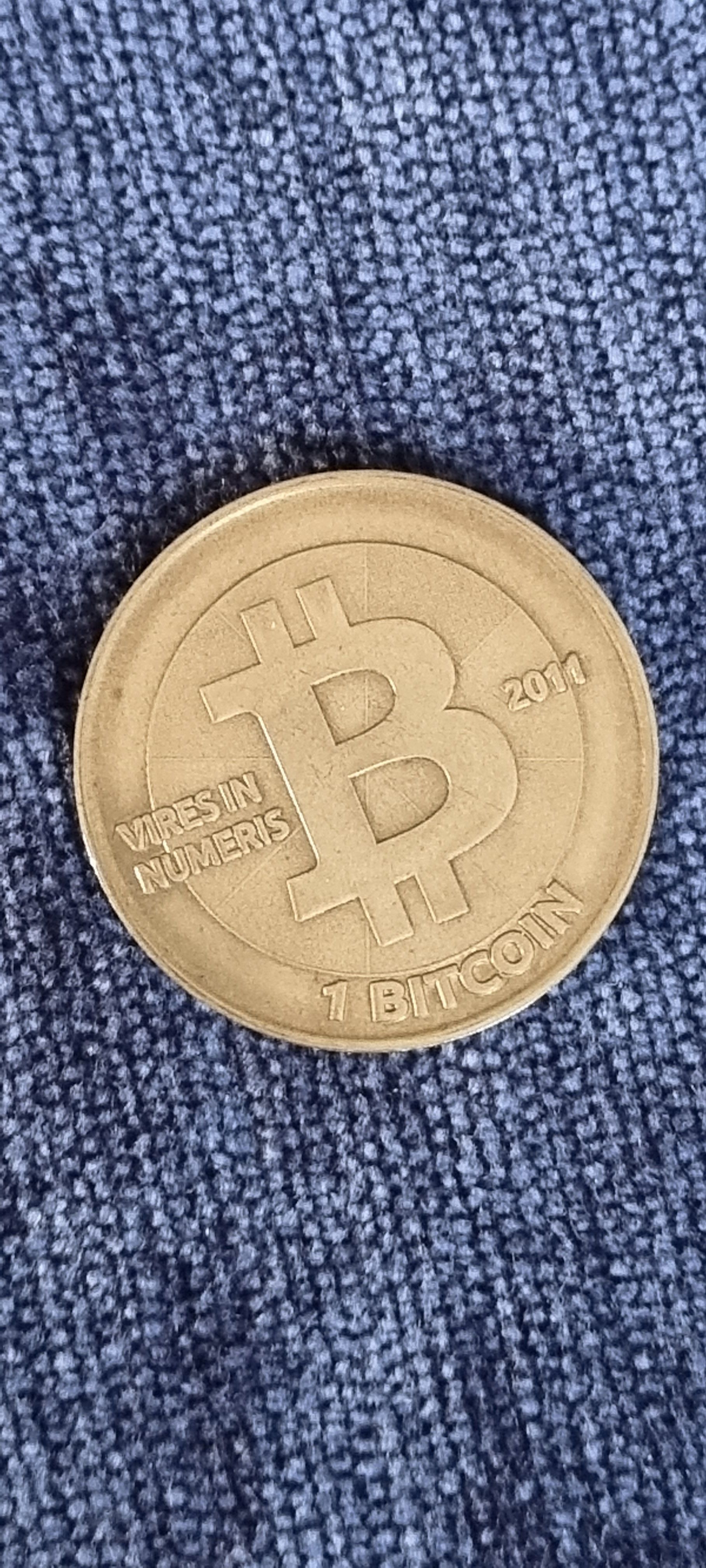 2011 Casascius 1 bitcoin Coin (with spelling error)