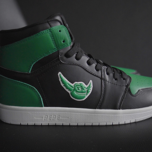 Pepe Flyers V2: Green Label B24 Nashville