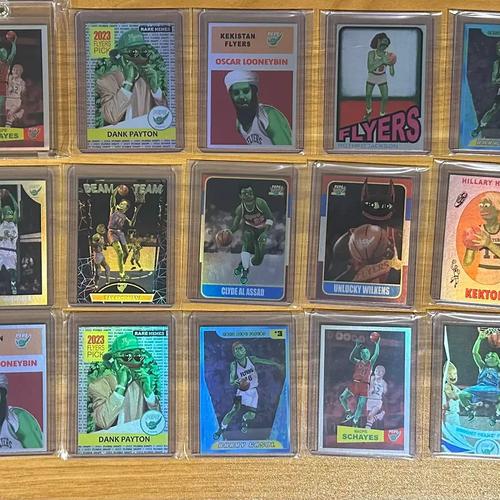 FLYEPACK 17 Card Set w/ Select Tokens Plus 7 Duplicates