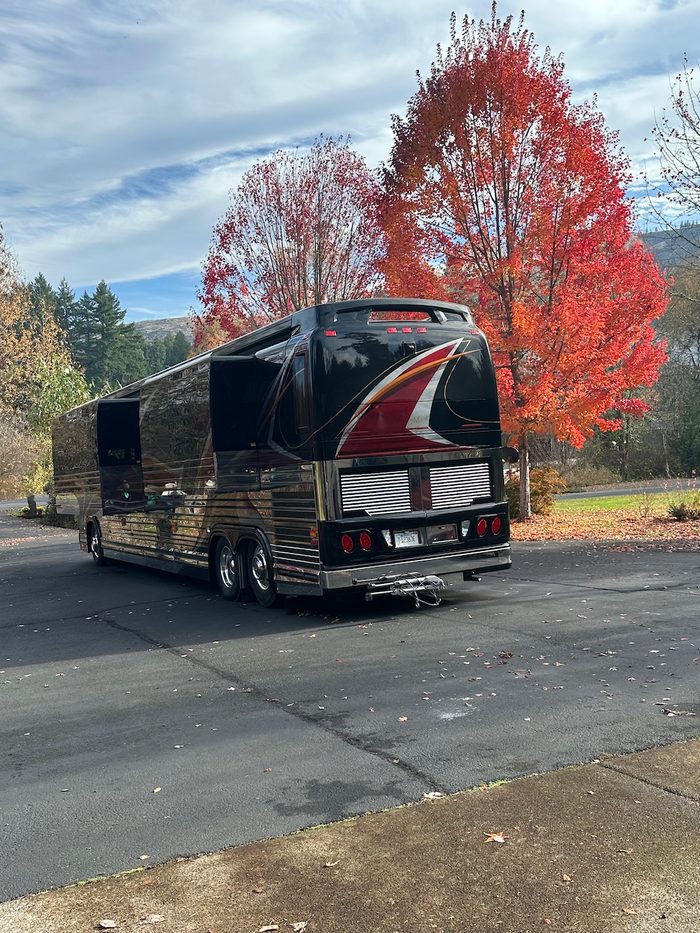 2015 Prevost Marathon X3, exterior