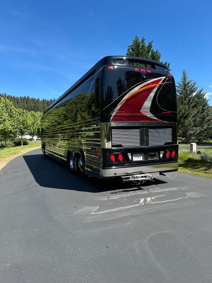 2015 Prevost Marathon X3, exterior
