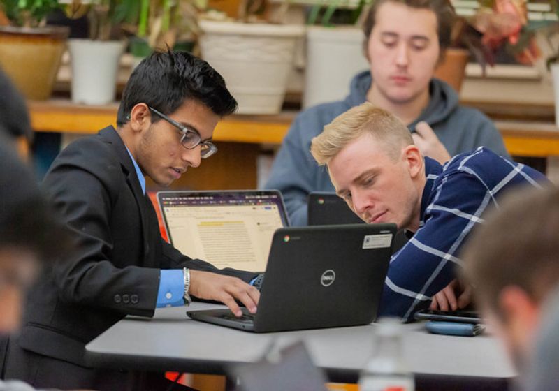 10 Ways for Teens to Volunteer in Denver