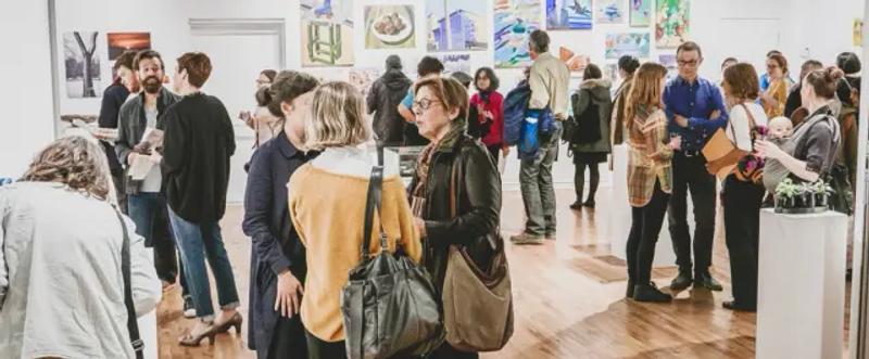 Organizing an Art Gallery Fundraiser