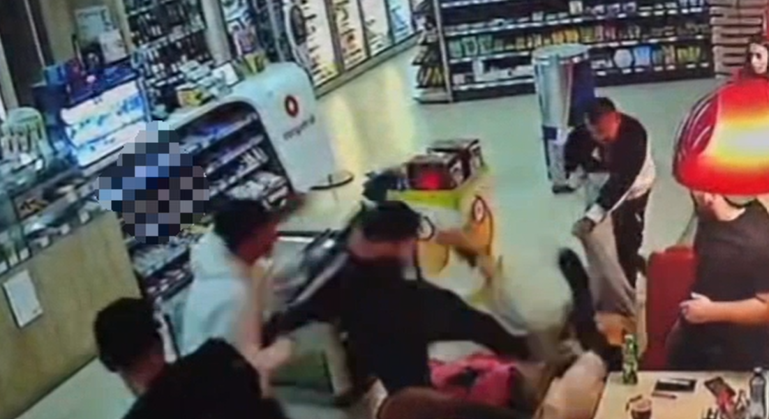 reținuți -  bătut în benzinărie - Sibiu - scandal - beizadea de Șelimbăr - Poliția Sibiu 