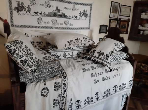 camere- pat - palat brukenthal -sibiu-avrig