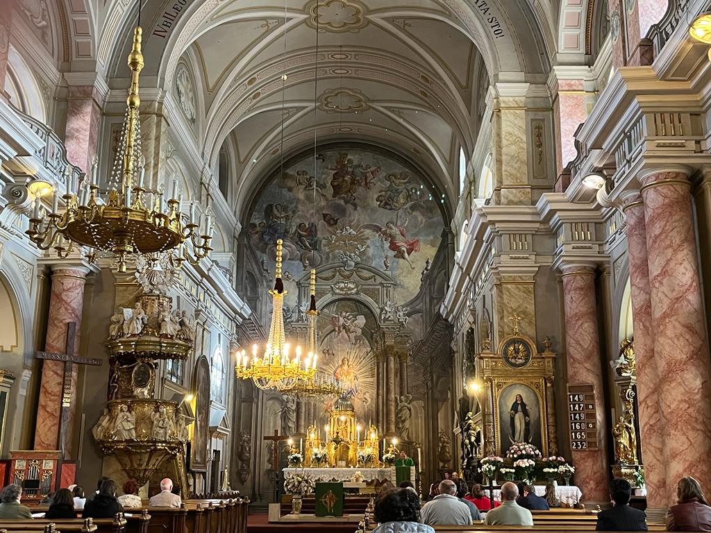 biserica catolica sf treime-sibiu- monument- iezuiți-sibiu