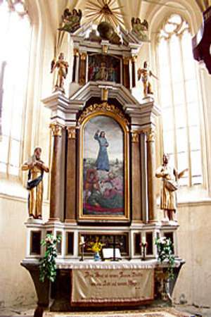 sibiu-moșna-biserică fortificată-gotic-transilvania