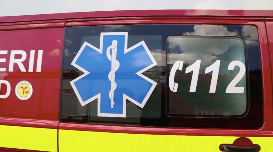 Accident - trei mașini  - Sibiu - Ocna Sibiului - pod peste autostrada  - DN 7H