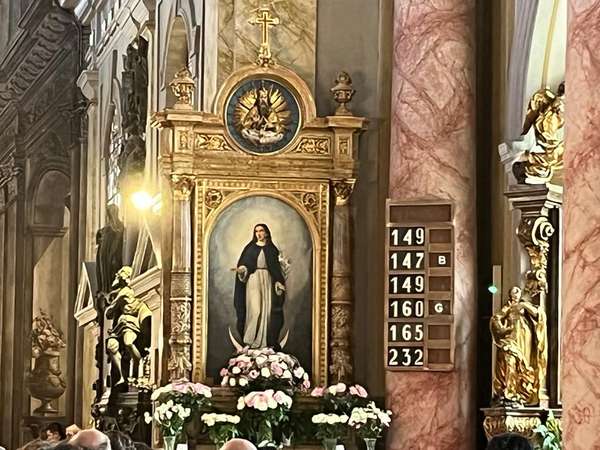 biserica sf. treime-sibiu- interior