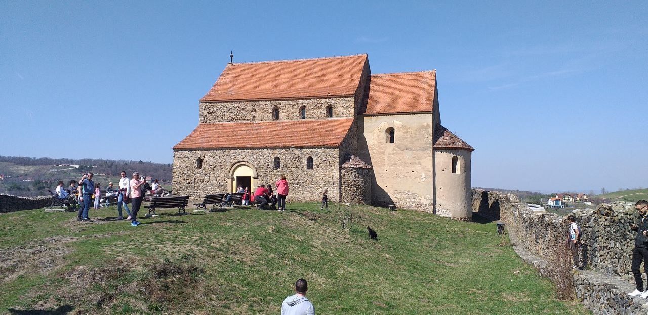 cetatea cisnadioara-sibiu- legende- travel