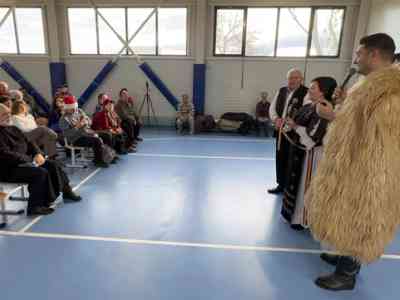 Spital Psihiatrie Sibiu - Moș Nicolae - vedete - muzica româneasca