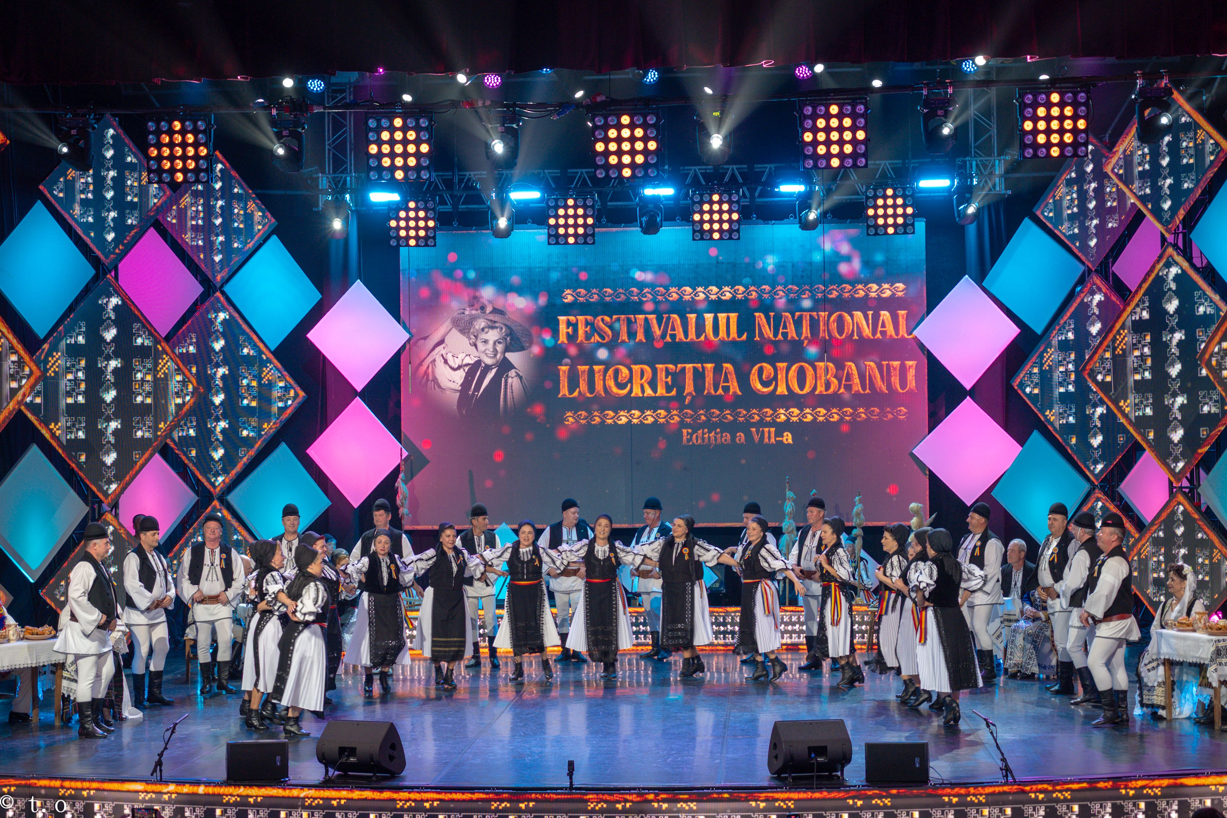 Festivalul-Concurs al Cântecului Popular Românesc „Lucreția Ciobanu”- Sibiu - tinere talente 