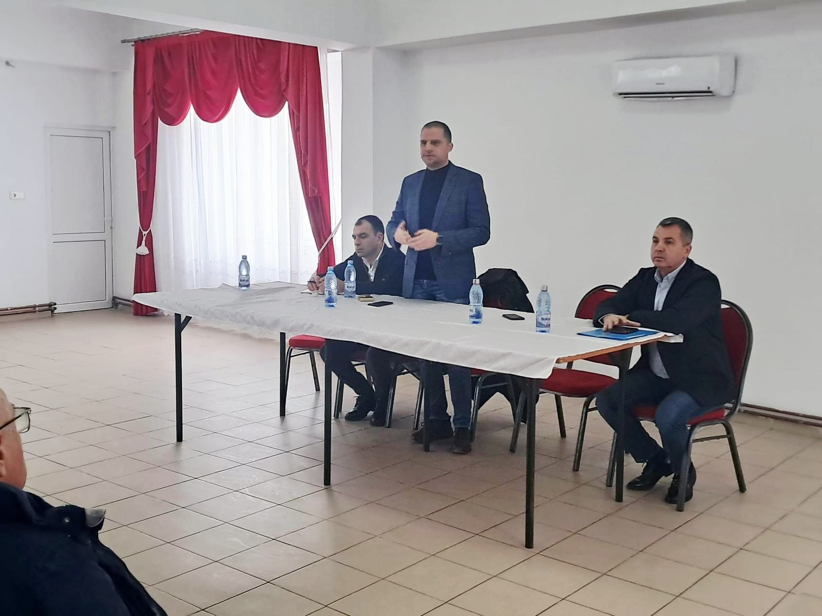 Bogdan Trif  -  fermieri - Sibiu - Mercosur-  îngrijorare -  CJ Sibiu - decenta -  discuții