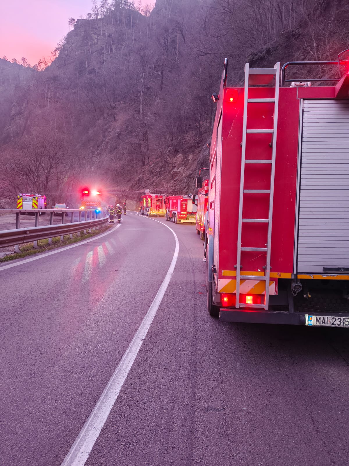 DN7 - sibiu - trafic blocat - Valea Oltului - scurgeri gaz- cisterna