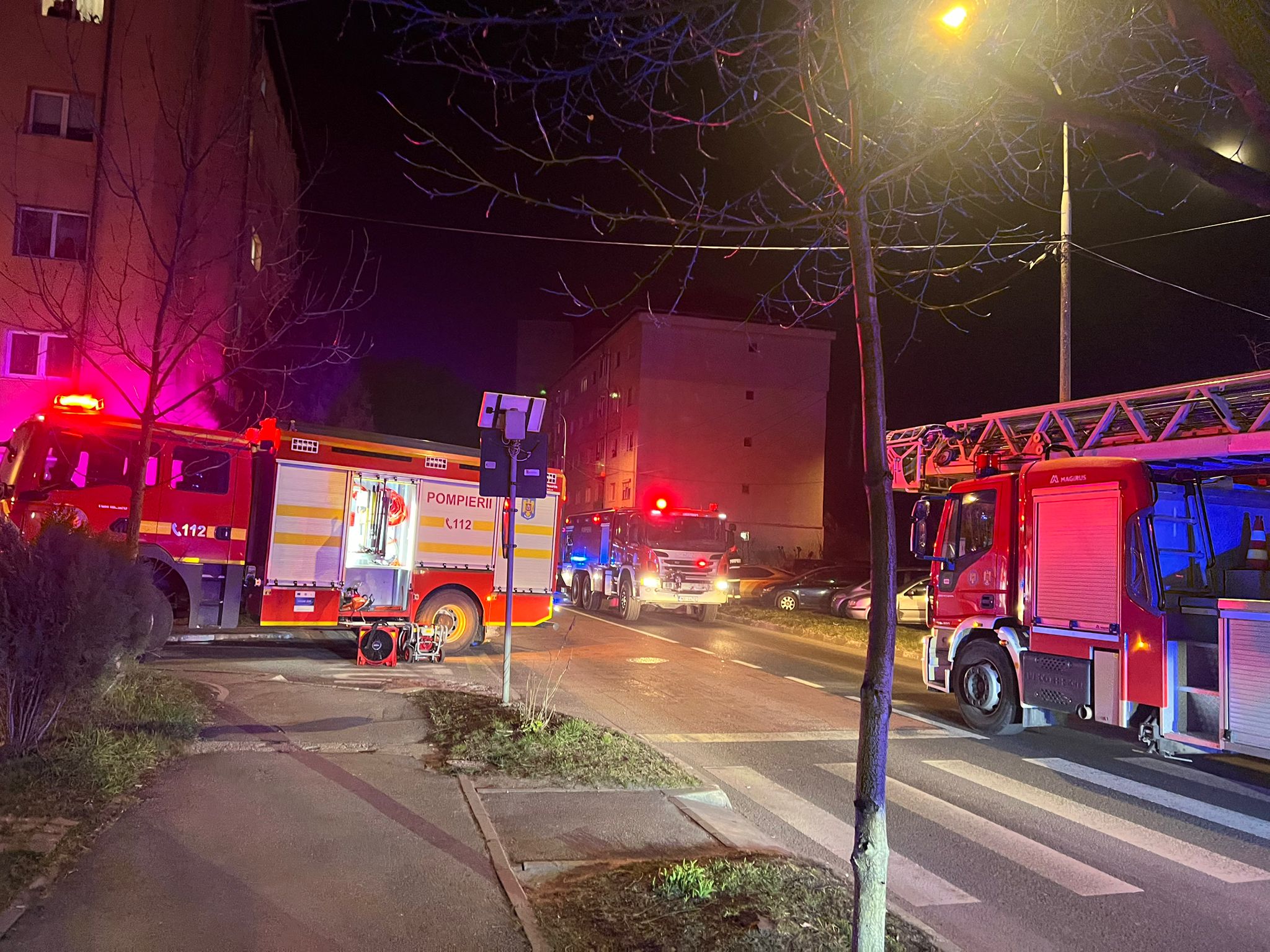 incendiu - strada siretului - sibiu - foc apartament 