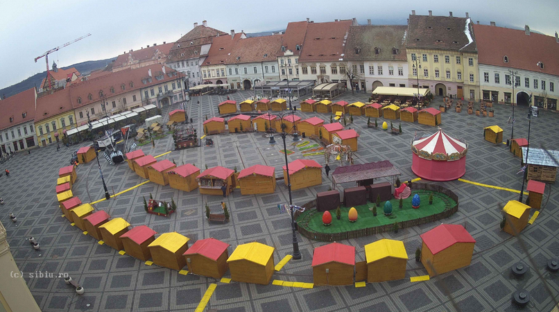 piata marea -sibiu - targ de pasti