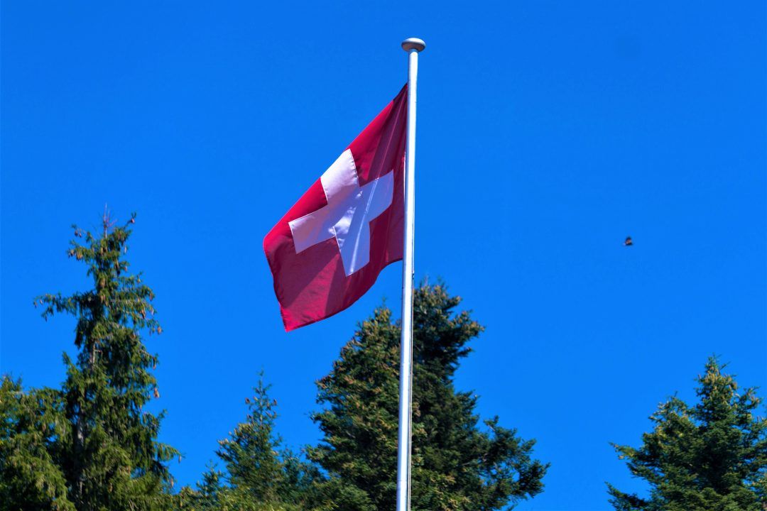 elvetia - neutralitate - avioane americane - refuz - survol 