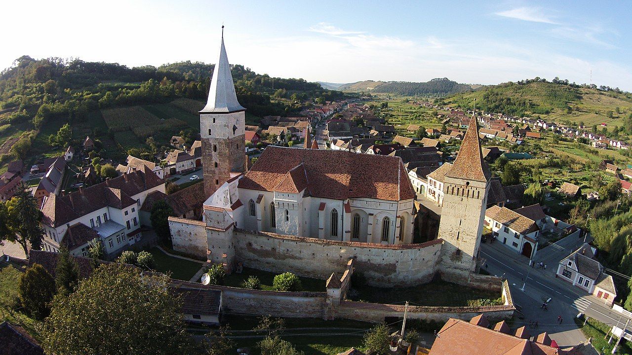 biserica fortificată-moșna-transilvania-fumuseșe-stil gotic